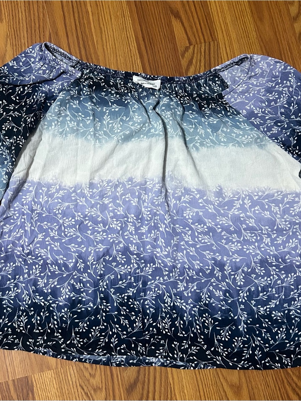 Exclusive One Blue Ombré Floral Print Peasant Blouse Size Medium 100% Rayon